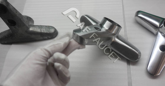RTAF-AP04AZ- Máquina de pulido de metal CNC, máquina de pulido de mezclador de paredes del baño Zamak, máquina de pulido robótico
