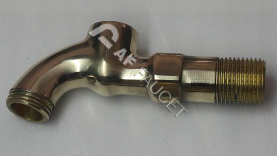 RTAF-AG0204- Máquina de molienda de grifo para grifo de latón pequeño Máquina de molienda de robot CNC